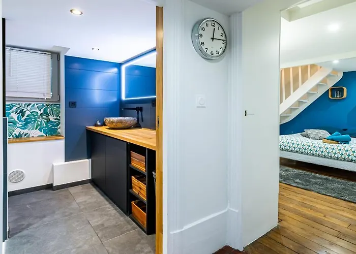 Le Saint Be Confort-centre-ville - 8 Voyageurs *